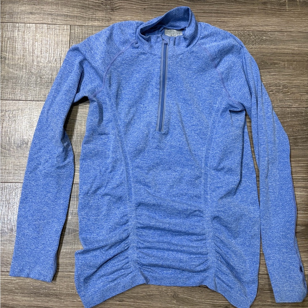 Athleta top